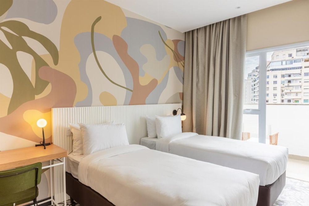Room image 2