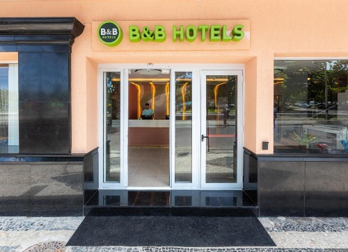 B&B HOTEL Santos Dumont image 6